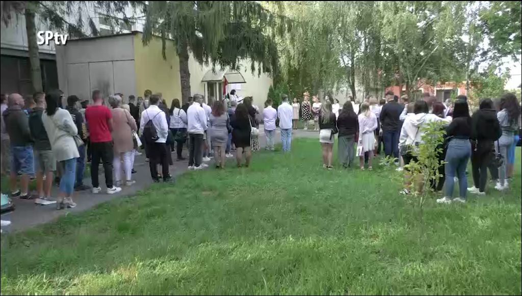 Becsengettek – Tanévkezdés A Magán Szakközépiskolában